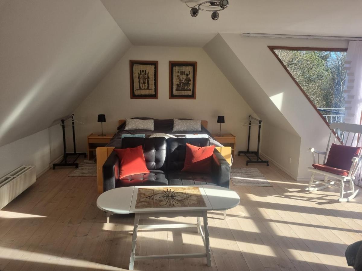 Elling Bed & Breakfast Фредериксхавн Экстерьер фото
